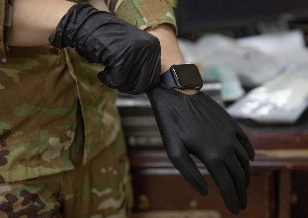 WHy Textured Nitrile Gloves?